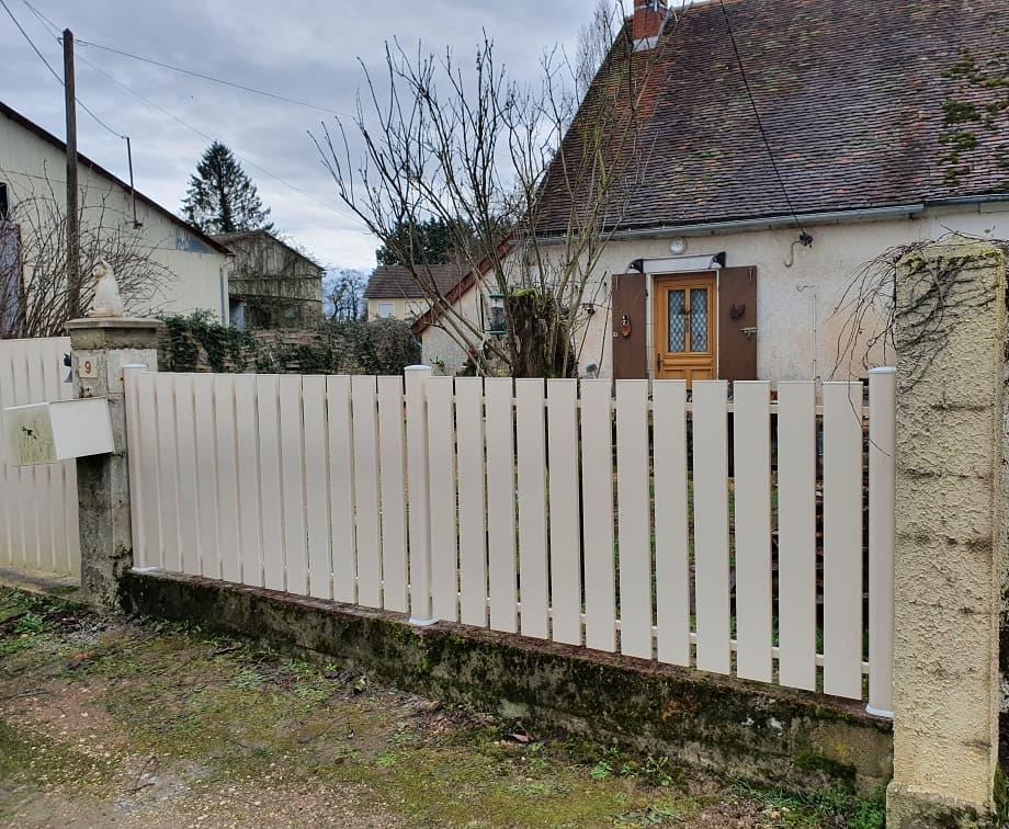 Clôture à Toucy